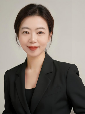徐璐.jpg