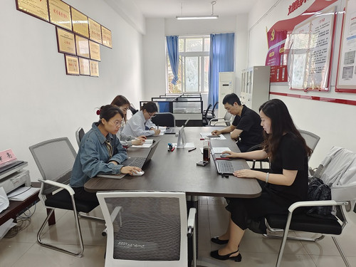 0423美加墨世界杯总支现代文秘教研室党支部开展4月主题党日活动.jpg